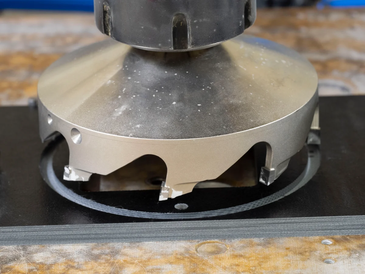 Von-Roll-Composites-Fertigungsmoeglichkeiten-1200x900